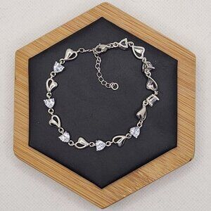 Heart & Cubic Zirconia‎ Bracelet (NWOT)